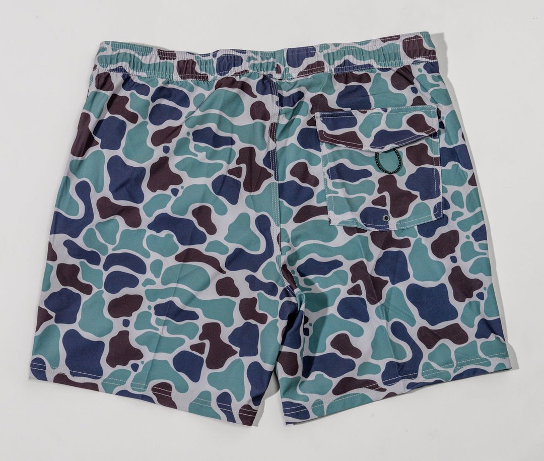 Tracker Volley Short _ 17"