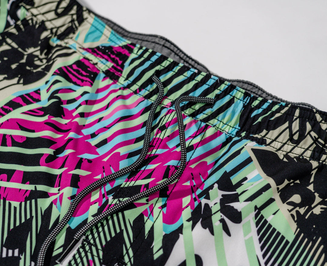 SOBE Volley Short _ 17"