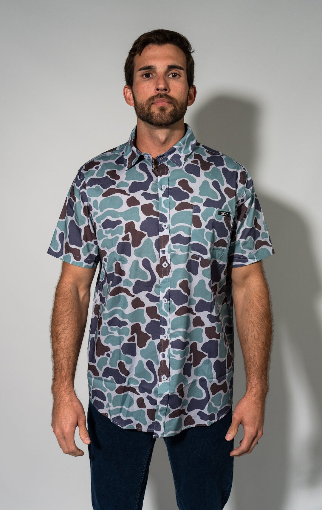 Tracker Button Down _ MOSS