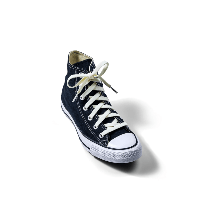 Elastic shoelace from Bread Luxe Creme collection, showing the flexible, stylish shoelaces with a smooth, premium finish.