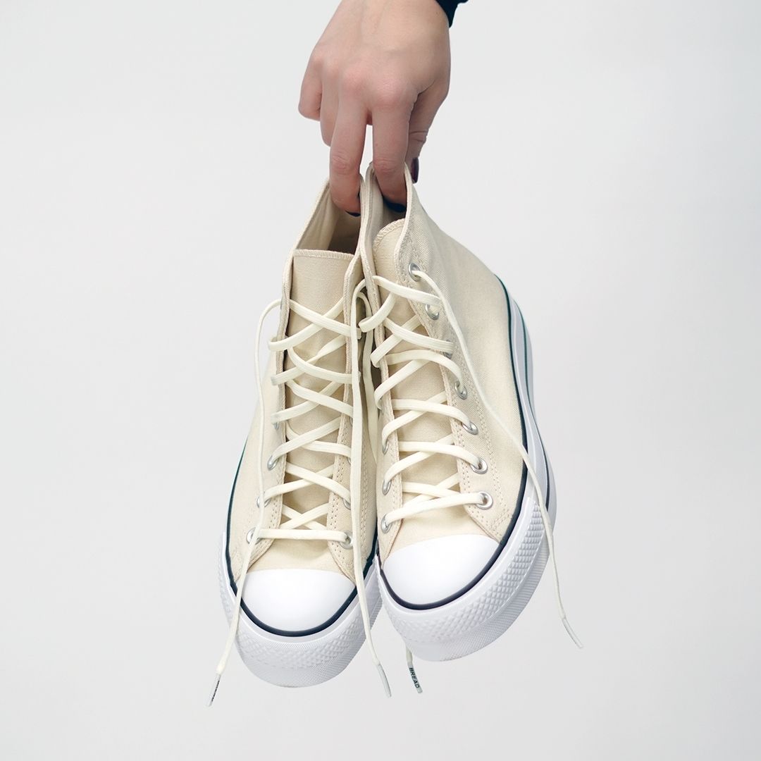 Elastic shoelace from Bread Luxe Creme collection, showing the soft, flexible, and stylish shoe laces with a textured design.