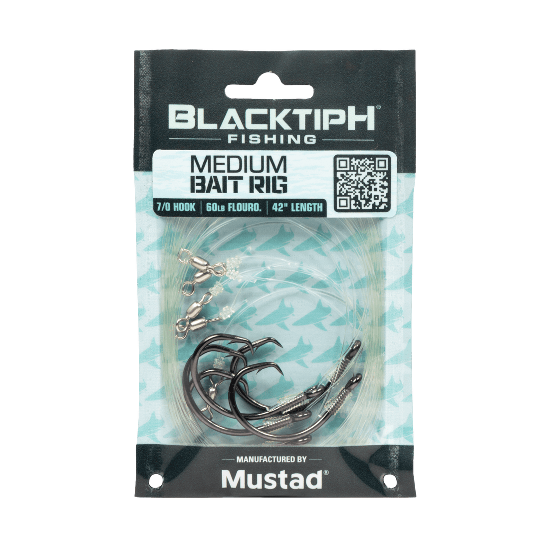 BlacktipH Mustad Live Bait Rig with 7/0 circle hook, medium size, black color, designed for effective live bait fishing.