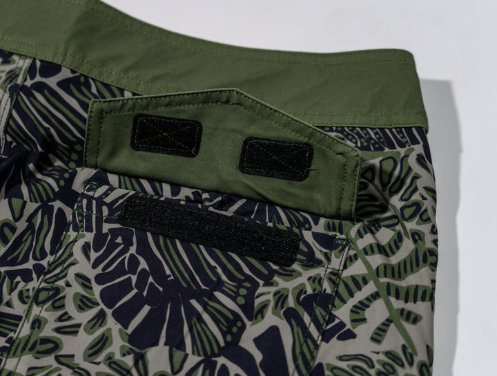 Everglades Fishing Co Kuma Boardshort with elastic waistband and vibrant patterns, displayed on a white background.