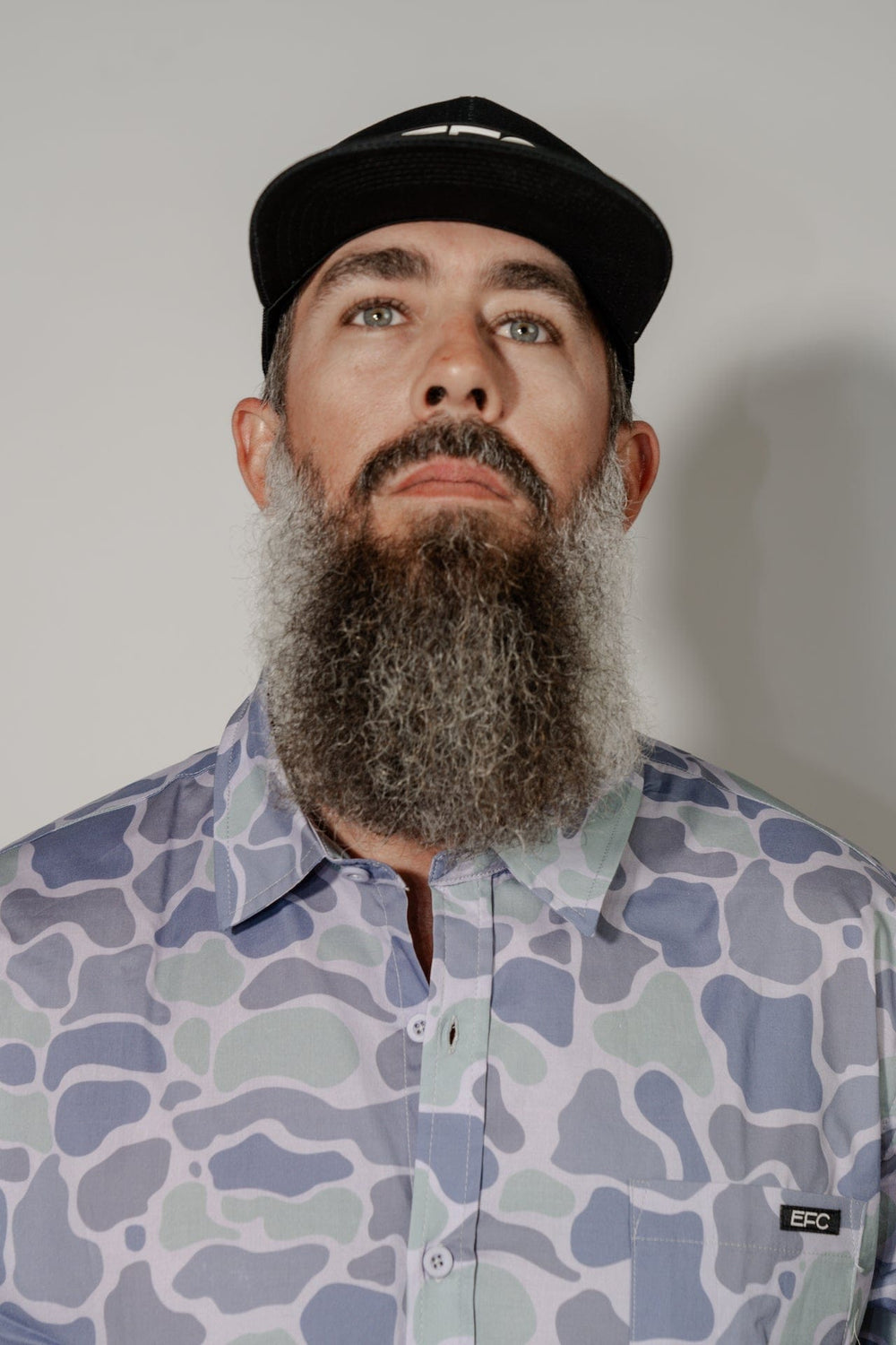 Everglades Fishing Co. Tracker Button Down Shirt in Sea color, featuring lightweight fabric and classic collar design.