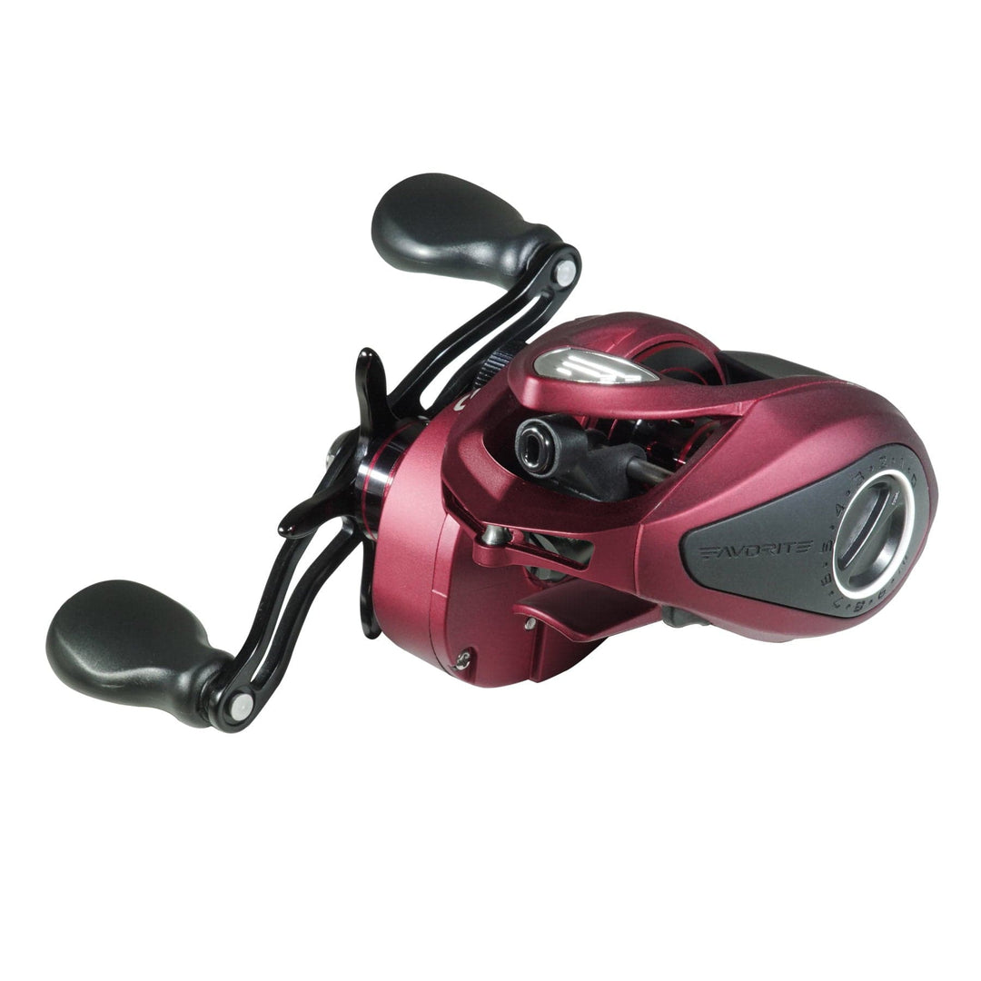 Favorite Fishing Soleus Casting Reel in black, right-hand retrieve, showcasing the detailed design and handle of the fishing reel.