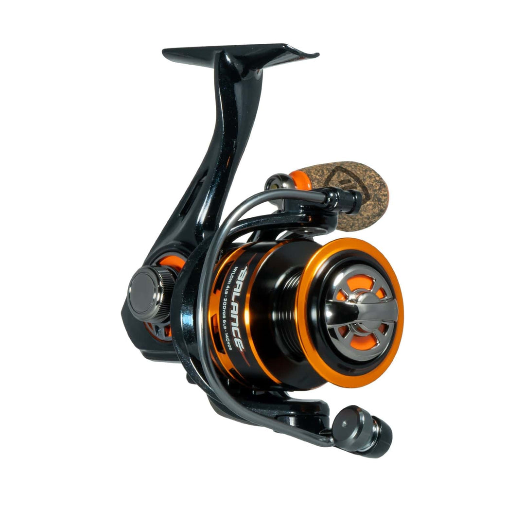 Favorite Fishing Balance Spinning Reel 2000, lightweight spinning reel with smooth operation and durable design.