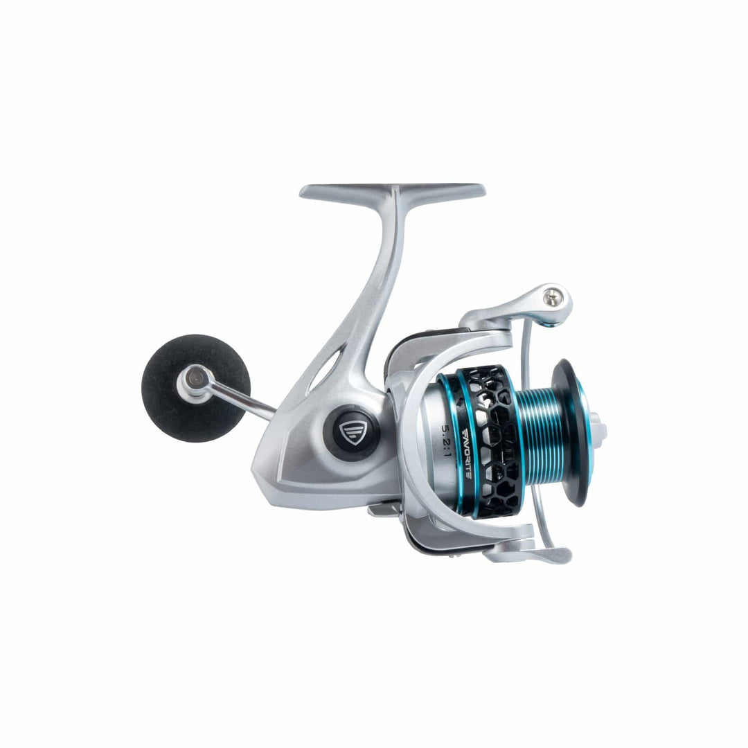 Favorite Fishing OL' Salty spinning reel, high-performance fishing reel with durable construction and smooth operation.