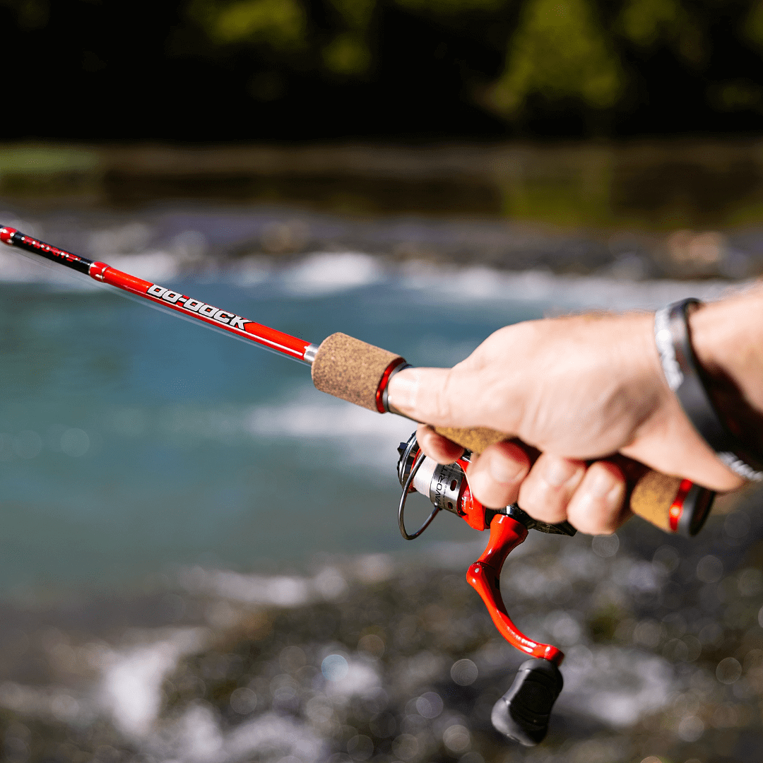Favorite Fishing Do Dock Snub Nose Crappie Spinning Rod, 5'3" medium action, one-piece crappie fishing rod with cork handle