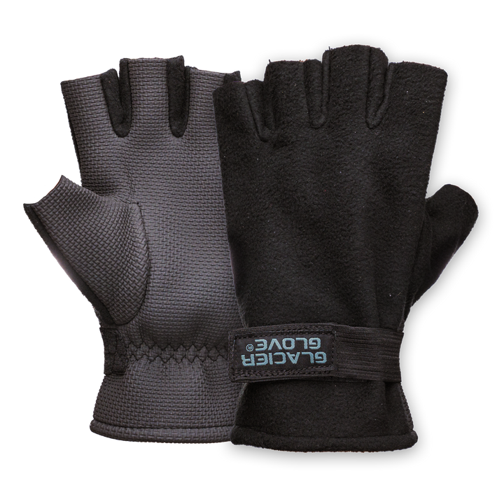 Glacier Outdoor Alaska River™ Series Fingerless Glove in Realtree Edge camouflage, designed for outdoor activities and dexterity.