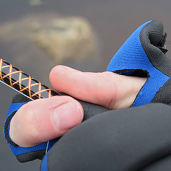Glacier Outdoor Pro Angler™ gloves with reinforced palms and adjustable straps for fishing and outdoor activities.
