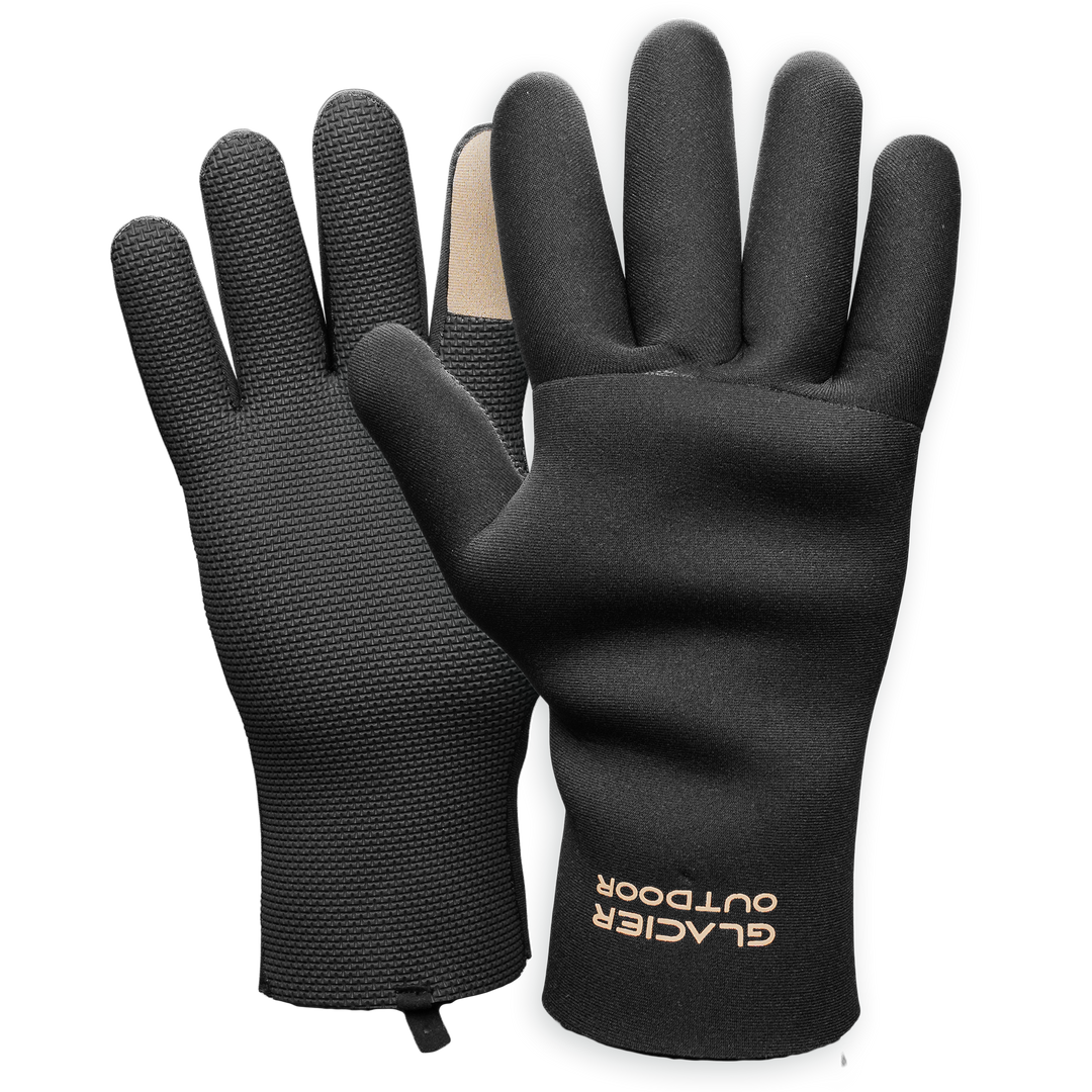 Glacier Outdoor Bristol Bay™ gloves and mittens set in black with textured grip palms, ideal for outdoor winter activities.