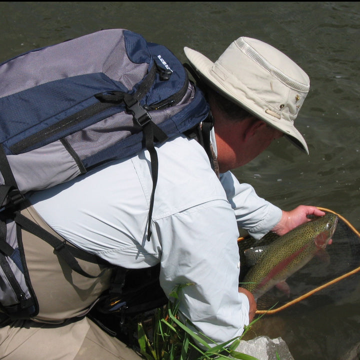 Glacier Outdoor Outback Hat with wide brim and adjustable chin strap, ideal for outdoor sun protection.