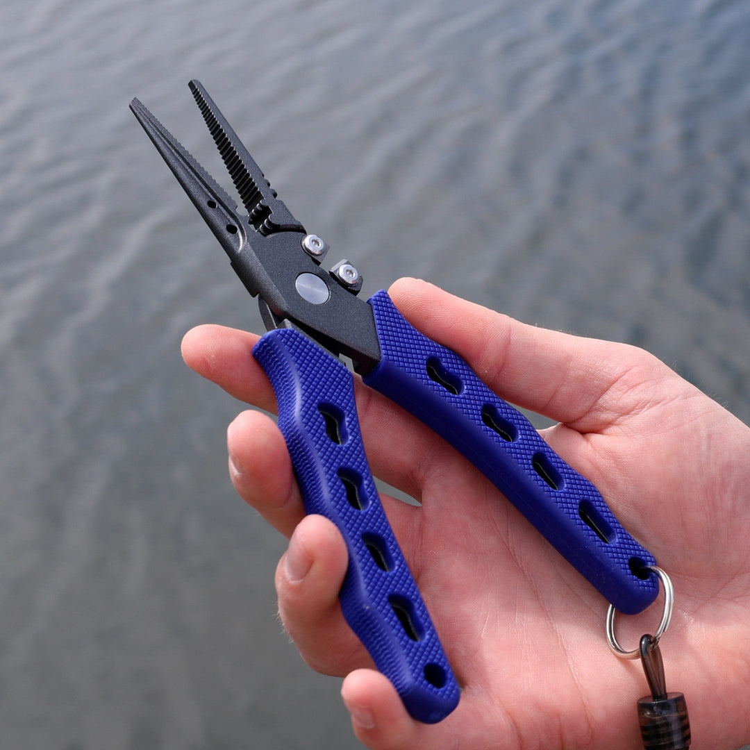 Reaction Tackle 7-inch fishing pliers with straight nose, designed for fishing line cutting and lure removal.