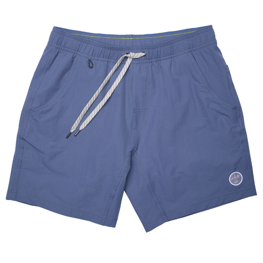Gray Sportsman Gear Bayou Fishing Shorts for men, lined, 6-inch length, designed for fishing and outdoor activities.